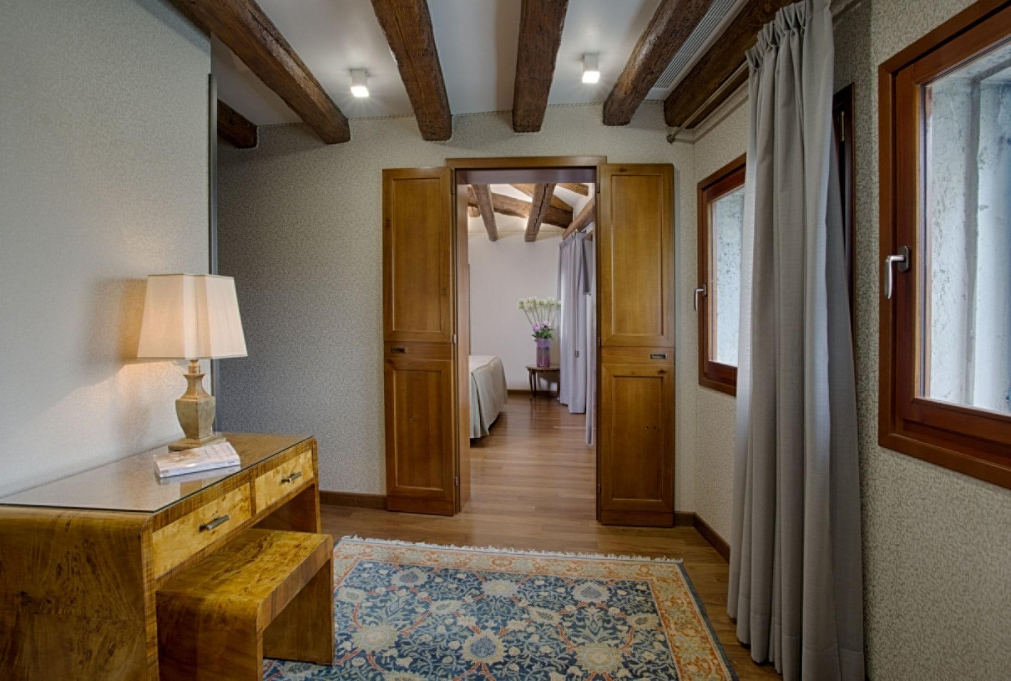Hotel Santa Chiara Venezia Esterno foto