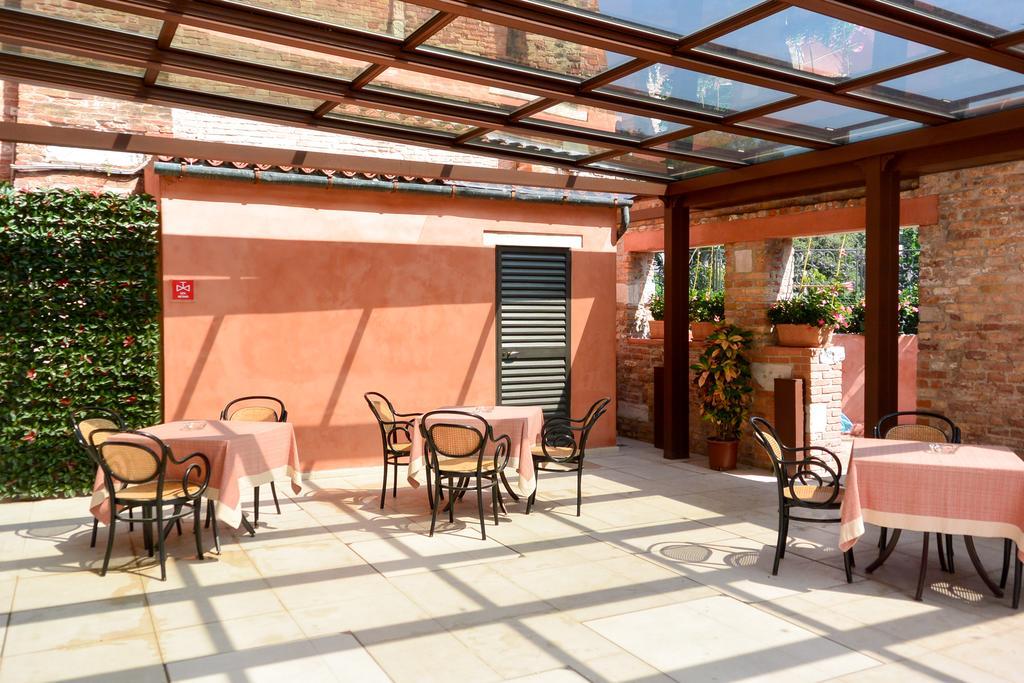 Hotel Santa Chiara Venezia Esterno foto