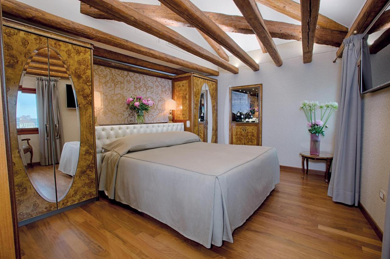 Hotel Santa Chiara Venezia Esterno foto